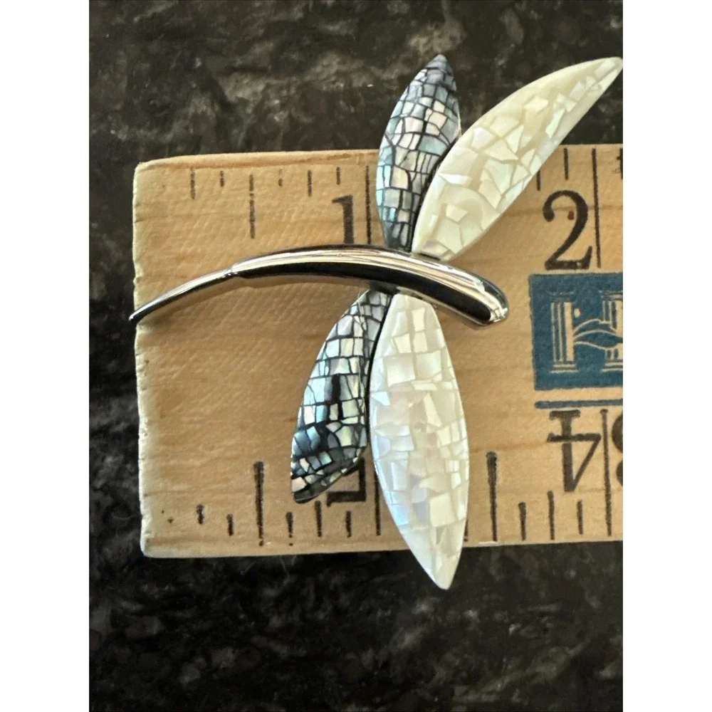 VTG Abalone Mother of Pearl Dragonfly Brooch Silver Tone Inlaid Shell